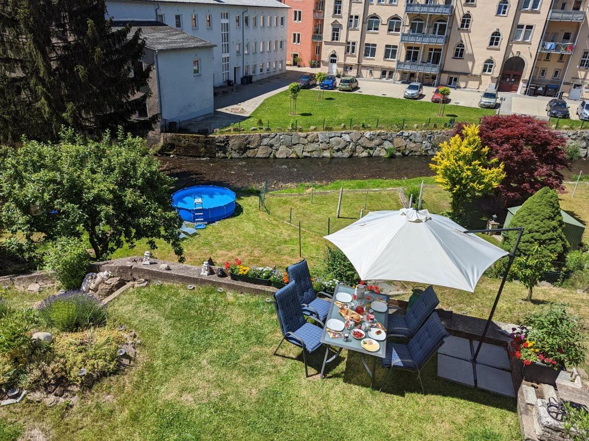 Urlaubstraum Mit Pool, Terrasse & Fluss Im Garten - Ut Appartamento Sebnitz Esterno foto