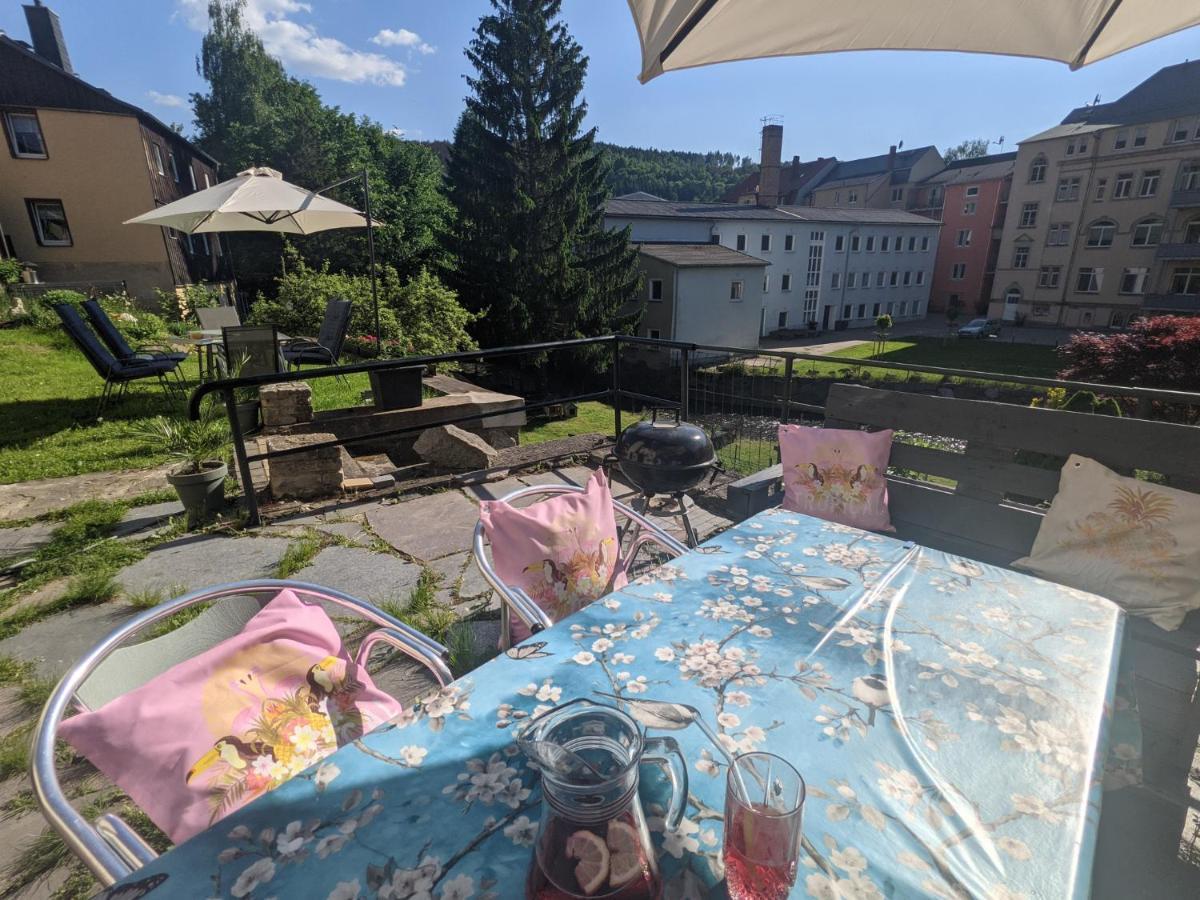 Urlaubstraum Mit Pool, Terrasse & Fluss Im Garten - Ut Appartamento Sebnitz Esterno foto