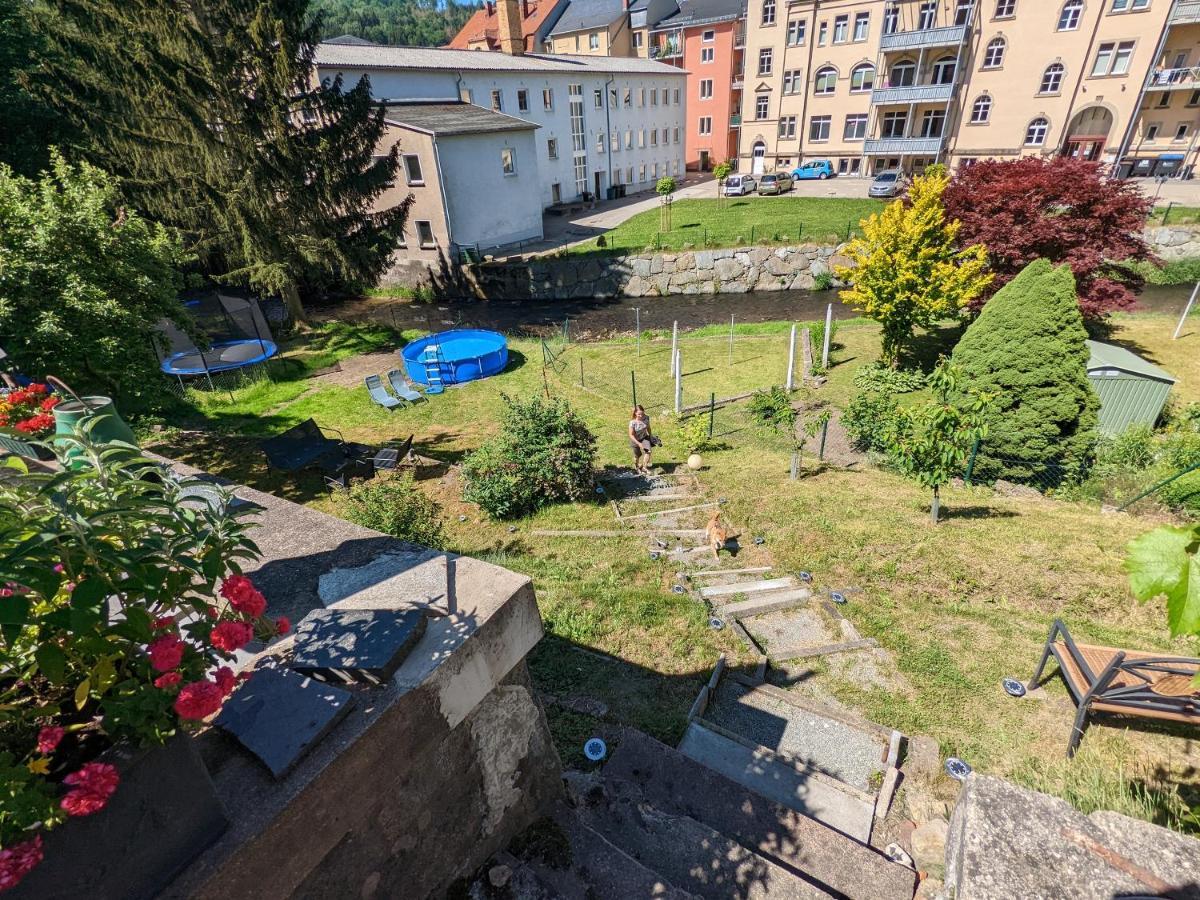 Urlaubstraum Mit Pool, Terrasse & Fluss Im Garten - Ut Appartamento Sebnitz Esterno foto